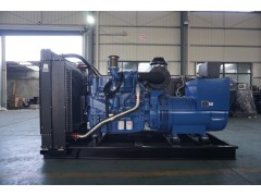 400千瓦玉柴柴油發電機組長春卸貨